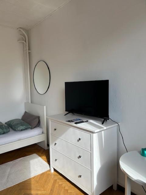 Stylish Apartment In The Heart Of Hamburg Bagian luar foto